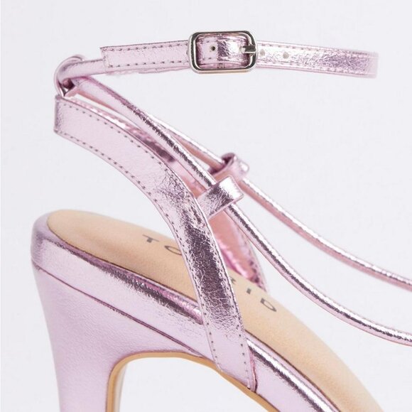 Torrid Strappy Single Sole Sandal  (WW) - Size 10 - Picture 4 of 6